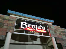 Benja's Thai — George Blvd