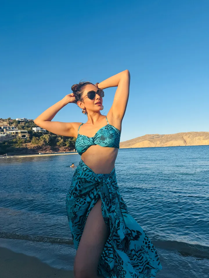 Rakul Preet Singh enjoying the scenic seaside vista
