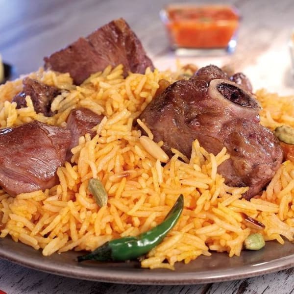 كبسة مدخنة مع لحمة