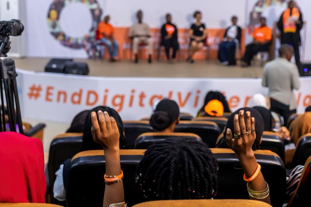 Expert panel responding to student questions at the forum