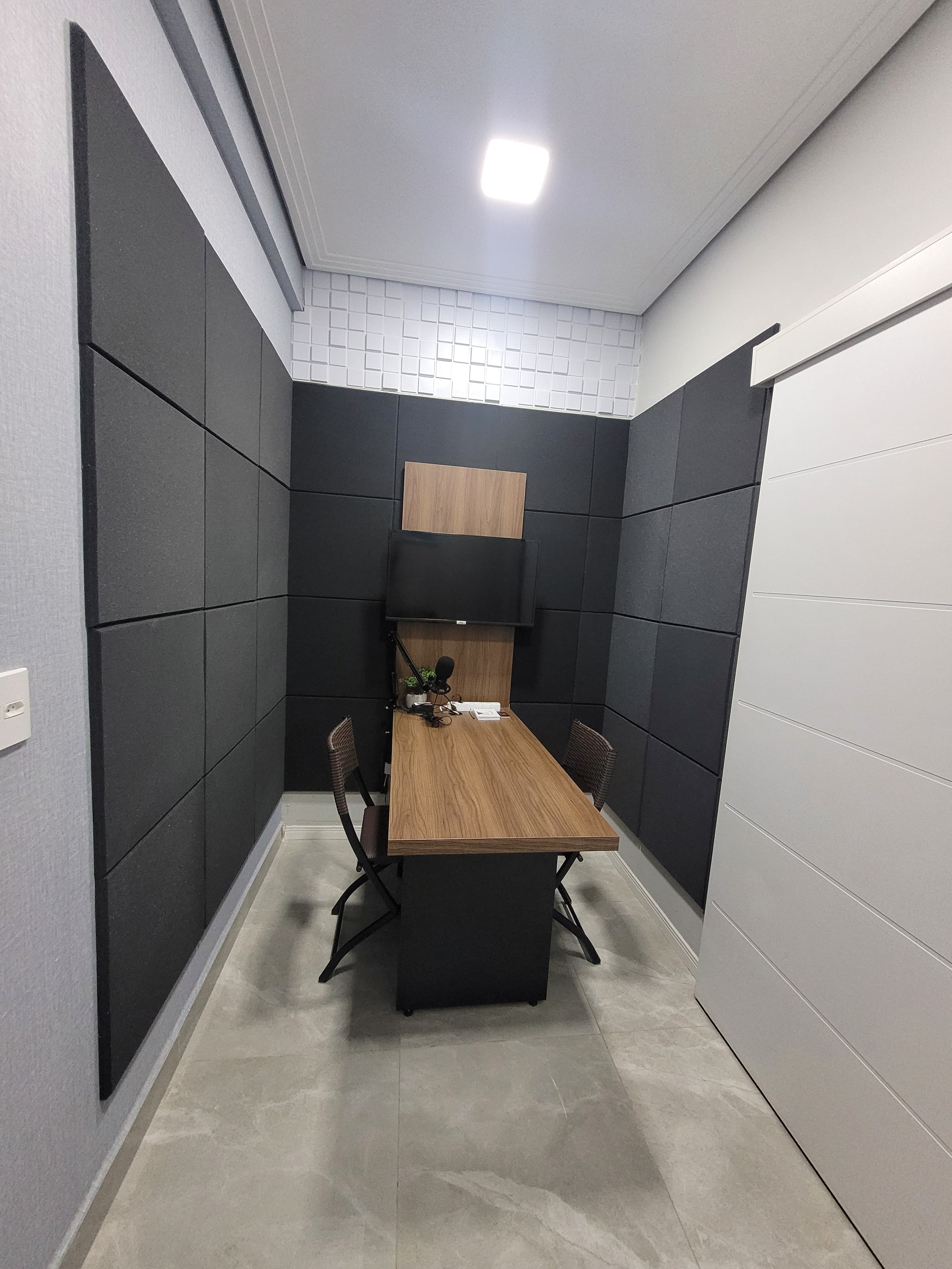 Imagem 1 de Sala de Reuniões e Podcast