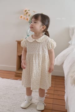 小碎花洋裝 8