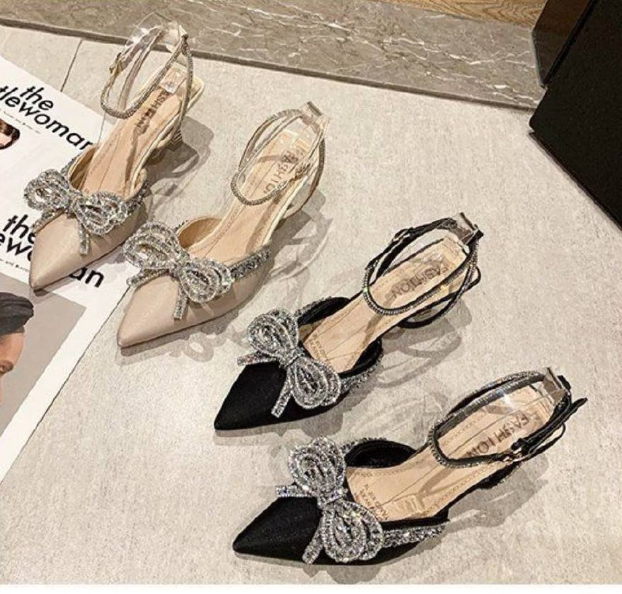 Женские вечерние туфли на каблуке с бантом и стразами