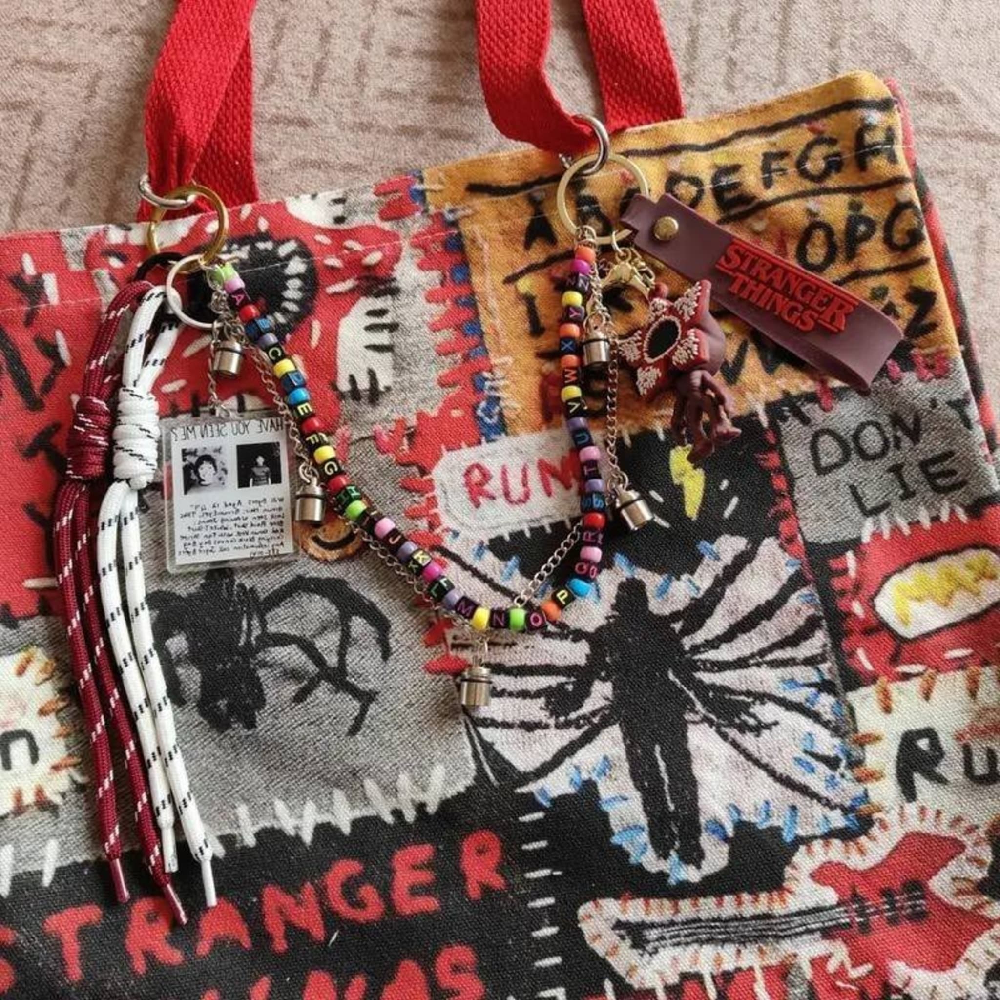 Сумка шоппер Странные Дела с брелоком