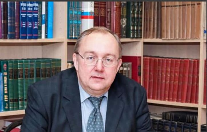 Rus hukuk goraýjy aktiwist Gyrgyzystandan deportasiýa edildi.