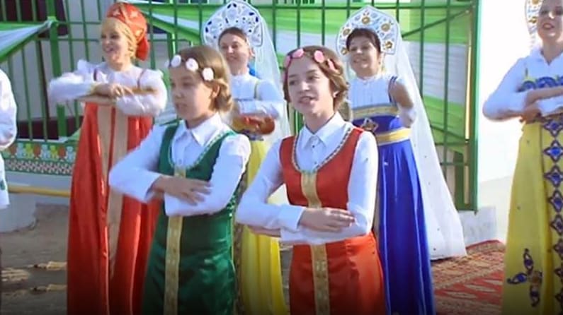  Türkmenler rus mekdebini arzuw edýärler. 