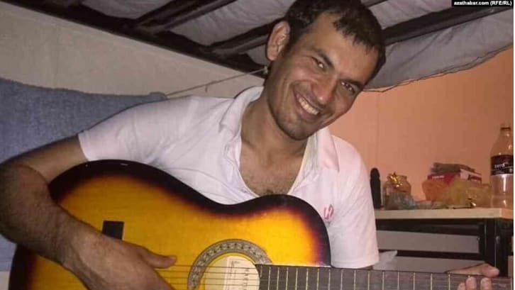  ÝHHG Türkmenistany “Azatlyk” radiosynyň işgärini derrew boşatmaga çagyrýar.