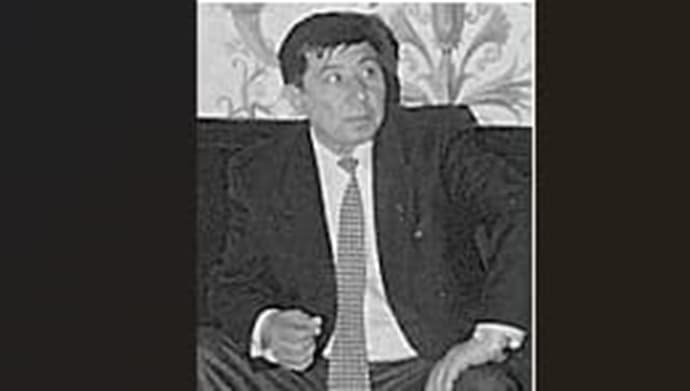 Habar beriş serişdeleri Türkmenistanyň prezidentini häkimiýete getiren generalyň türmede ölendigini habar berdiler.
