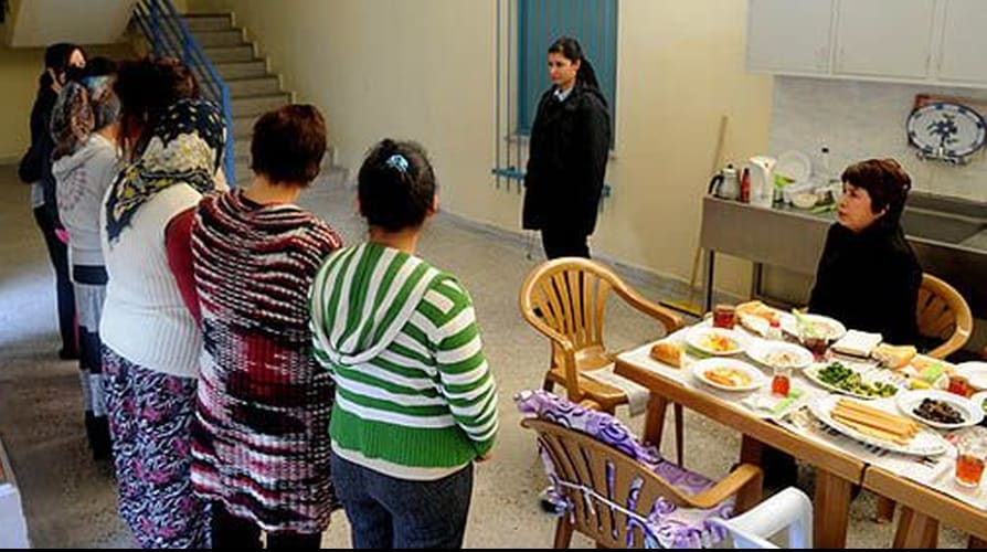 "Suwa  we erkinlige teşnelik"