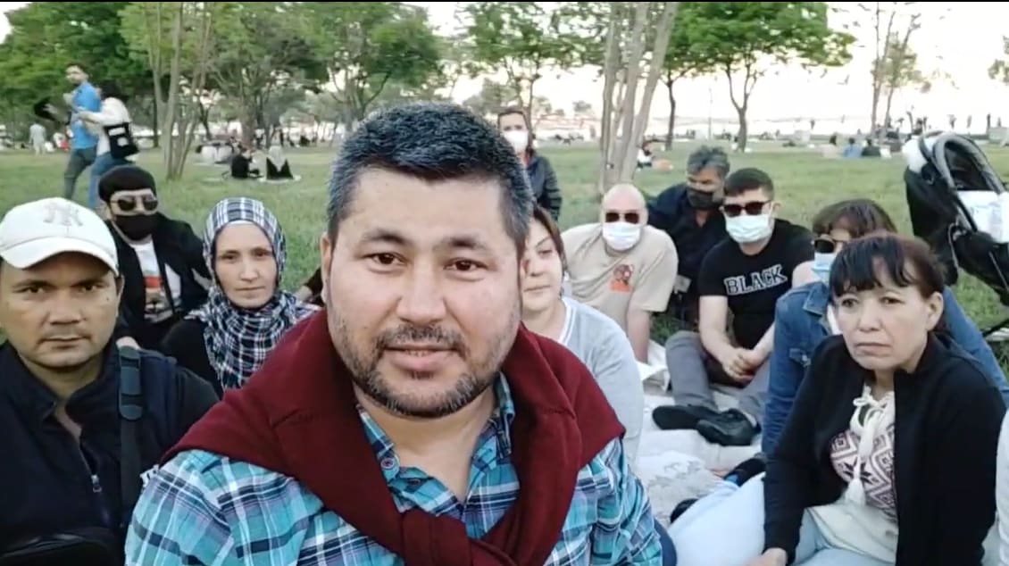 Azatlyk Radiosy:Türkiýede ýaşaýan türkmenistanly yzarlanýandygyny aýdyp, maşgalasynyň howpsuzlygyndan aladalanýar