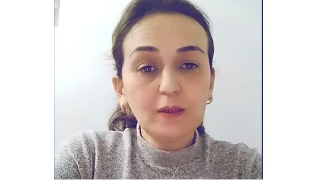 Обновлено: В Турции активистку из Туркменистана отвезли в аэропорт для последующей экстрадиции на родину