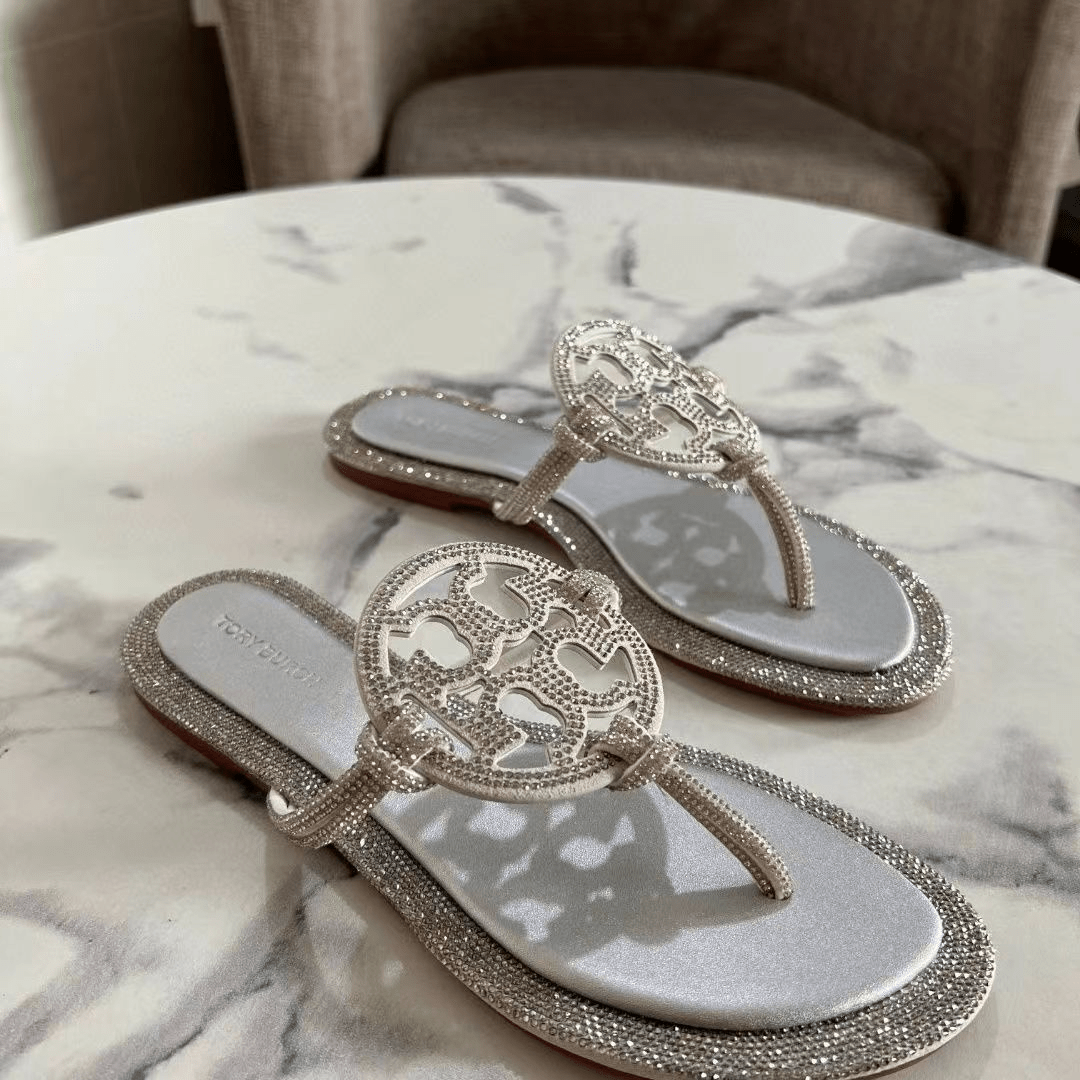The Signature Rhinestone Slide 4