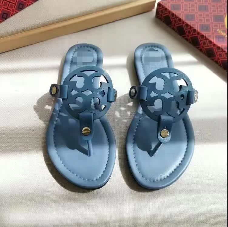 TB Basic Slippers 12