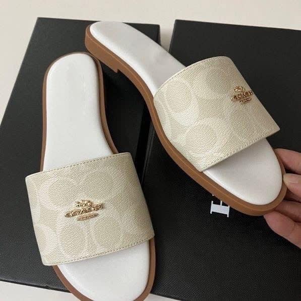 C Printed Slippers 3