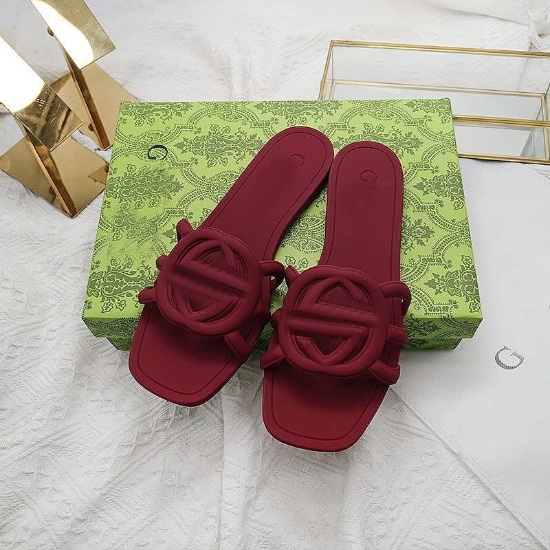 Gucci G Slide Collection 9