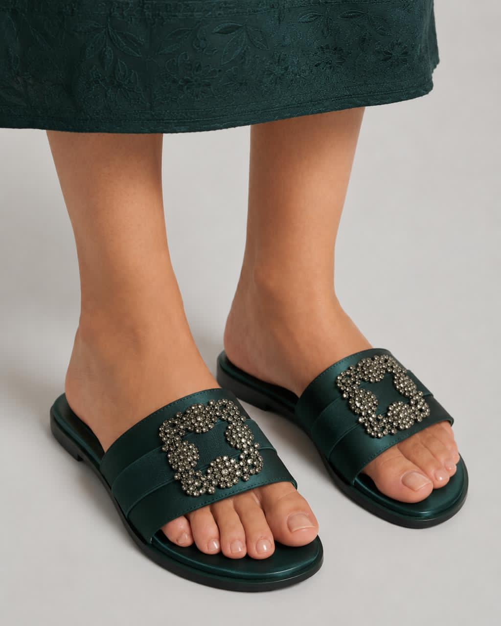 MB Slippers 2