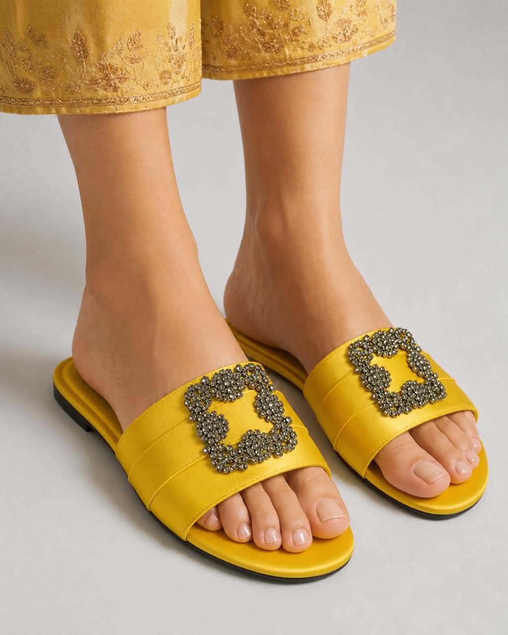 MB Slippers