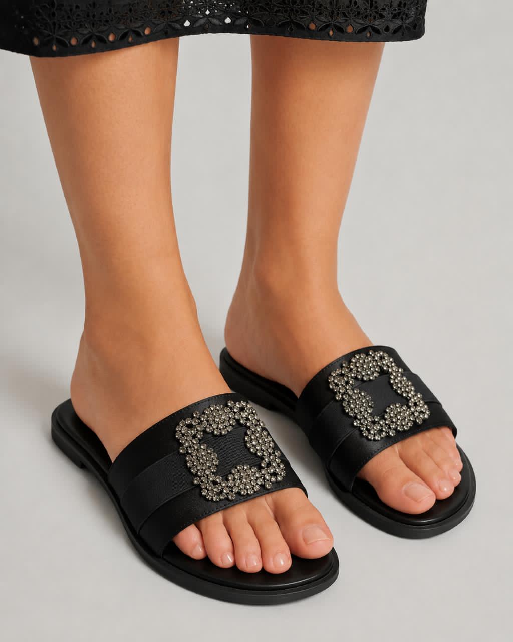 MB Slippers 3