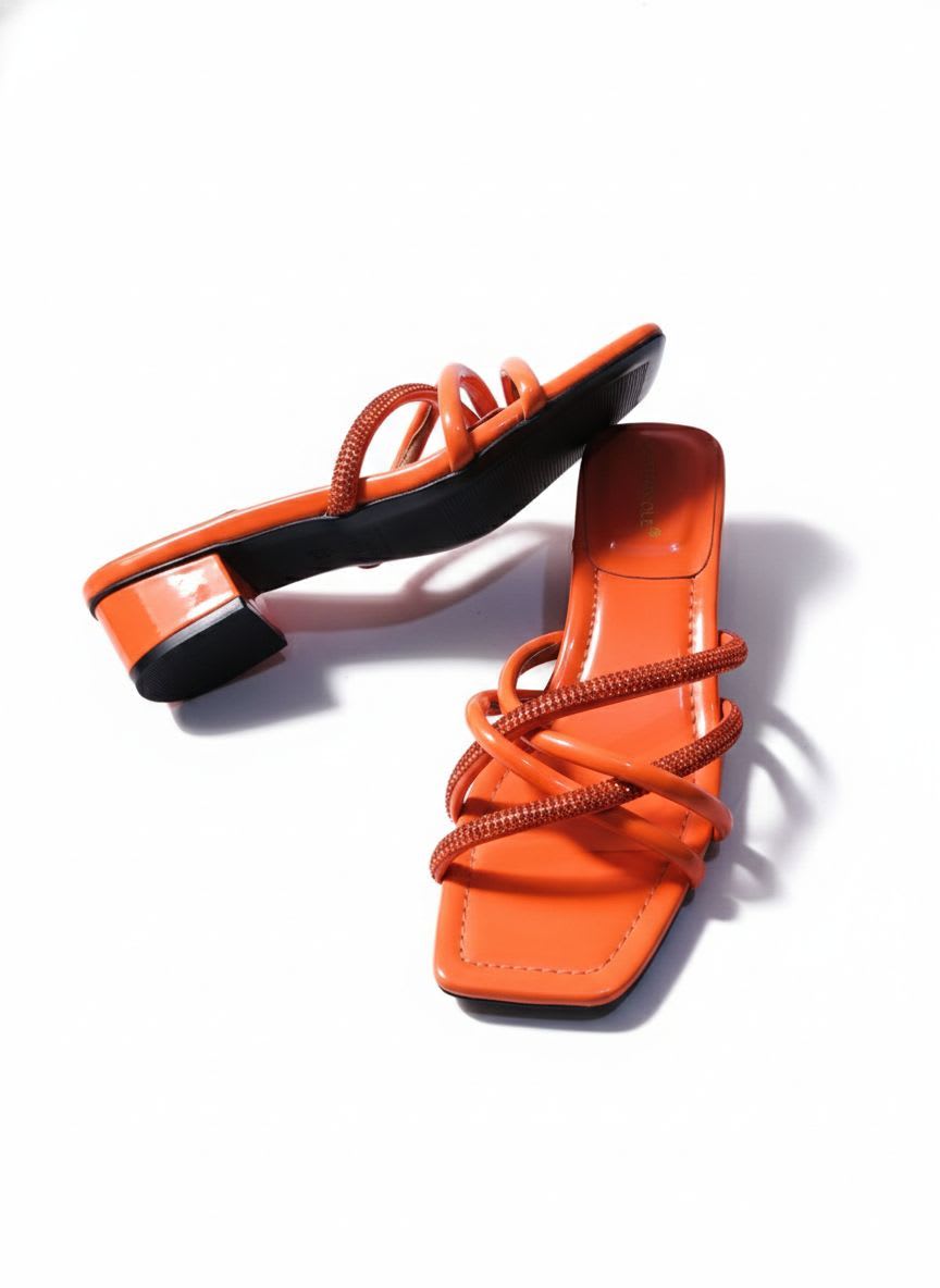 size 38 Low hills Ladies Shoe