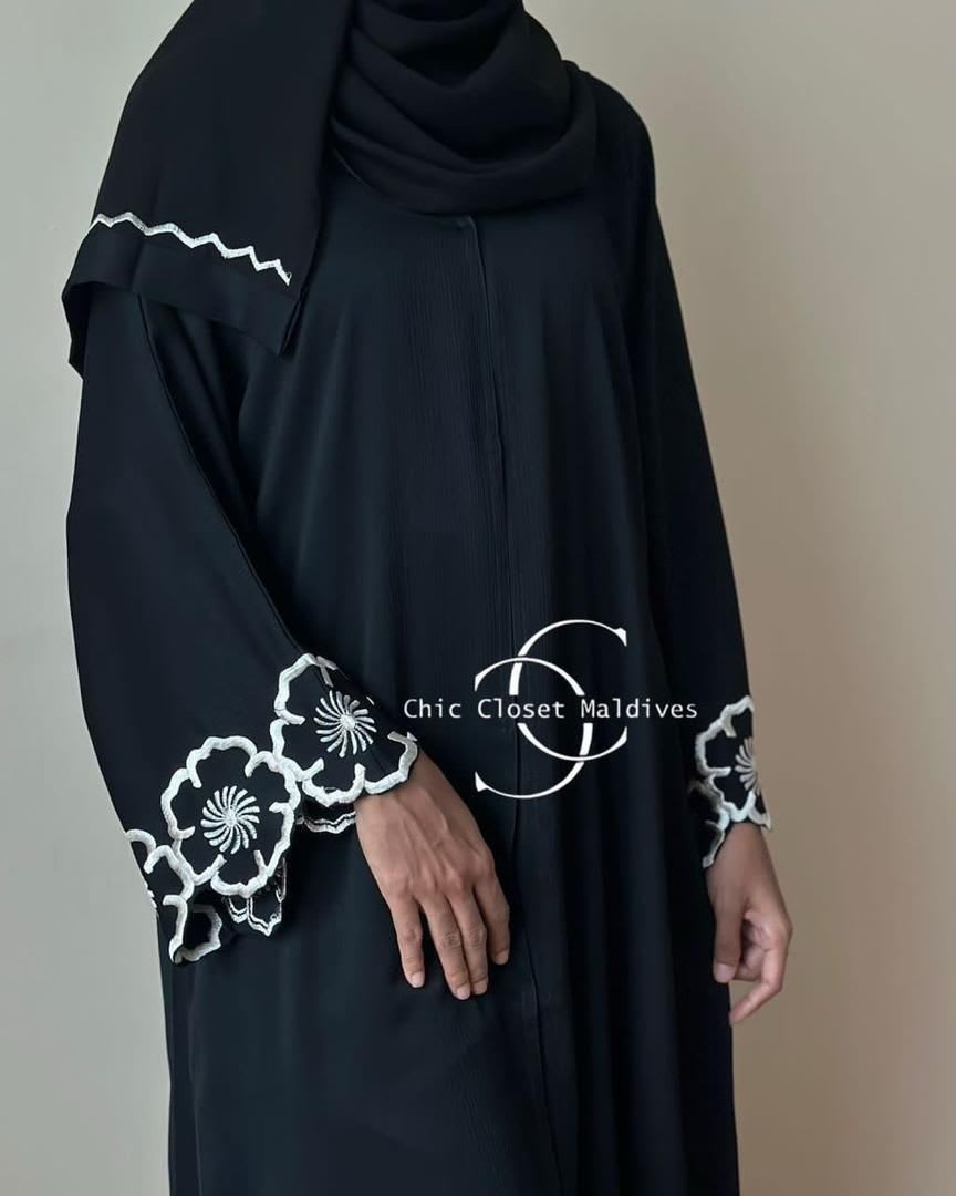 🖤 Haneen Classic Minimalist Dubai Abaya
