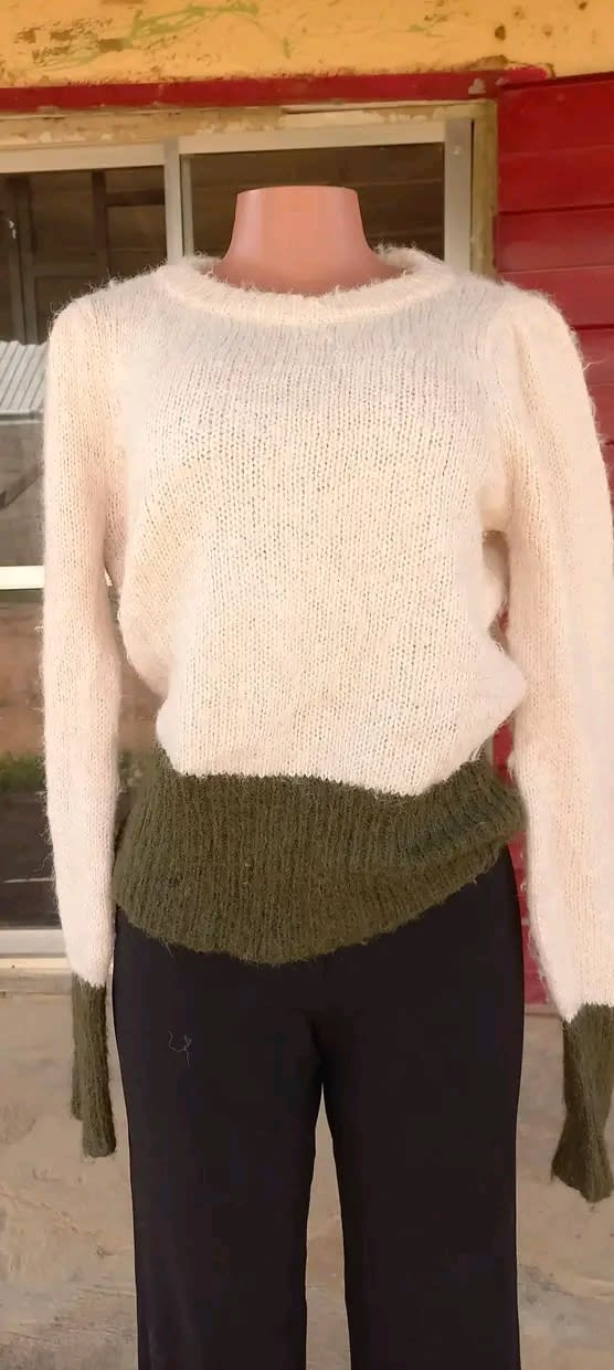 Elegant Ladies' Knit Sweater ✨