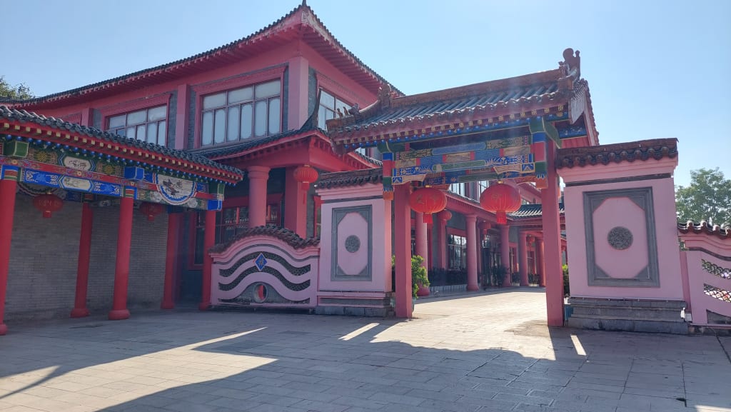Diving Headfirst Into Alluxi Casino: Laos’ New Poker Destination