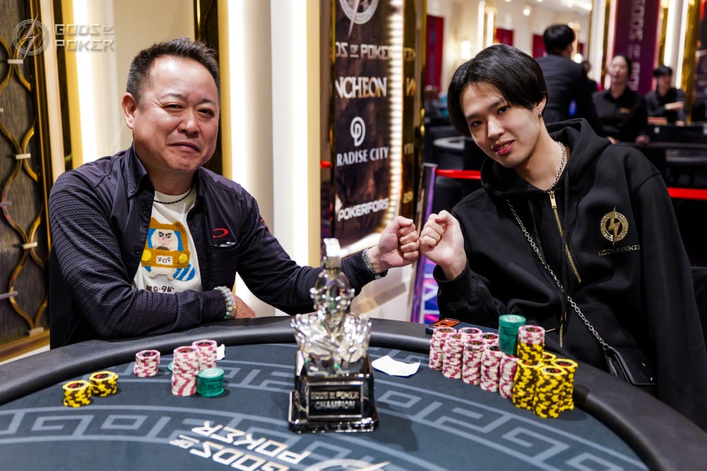 Takata Shuichiro (L) - Ryoma Yamamoto (R)