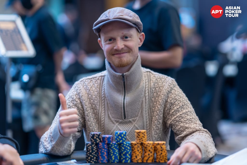 Matthias Lipp tops Main Event flight d