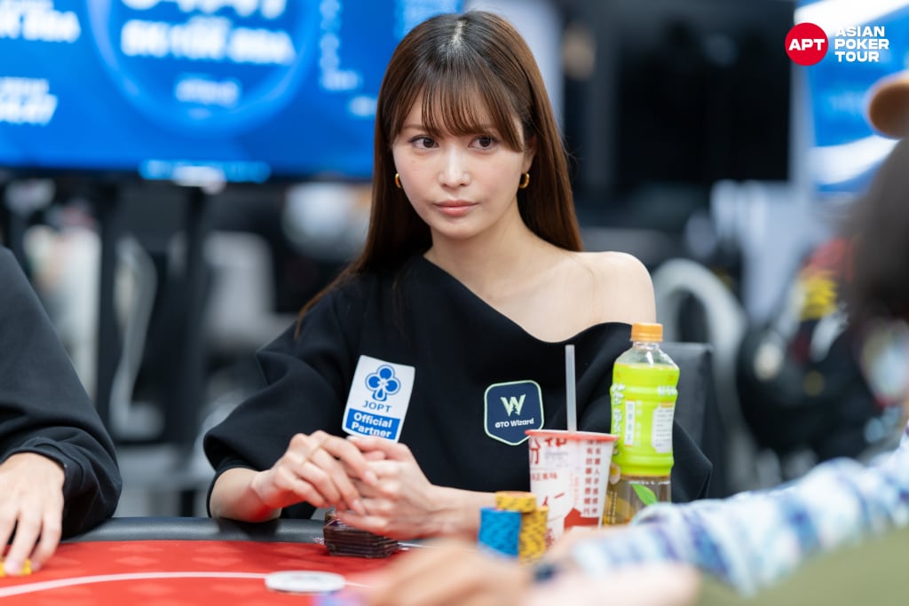 Shiina Okamoto (photo courtesy of Asian Poker Tour) top ten Japanese poker players