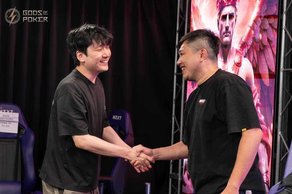 Daeyoung Park (L) - Yu Jui Chen (R)