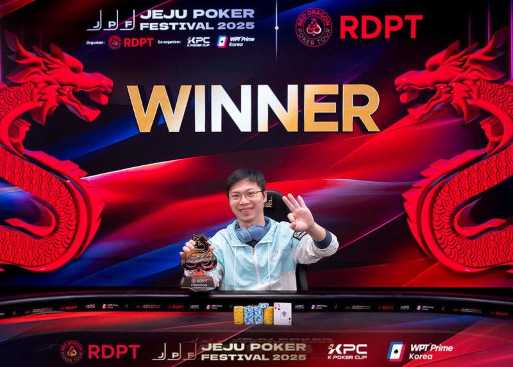 Chinese Poker Player Renji Mao