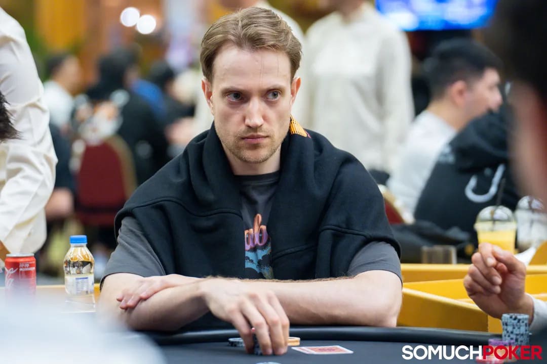 Vadzim Lipauka poker