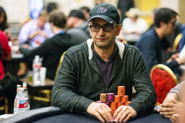 Antonio Esfandiari
