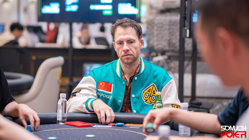 Dan "Jungleman" Cates wearing the TLPT Jacket