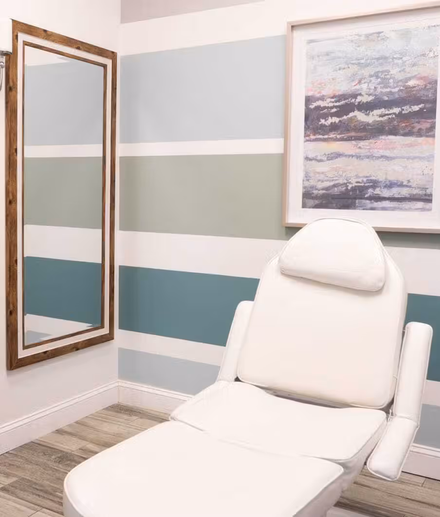 Goldfingers medspa room