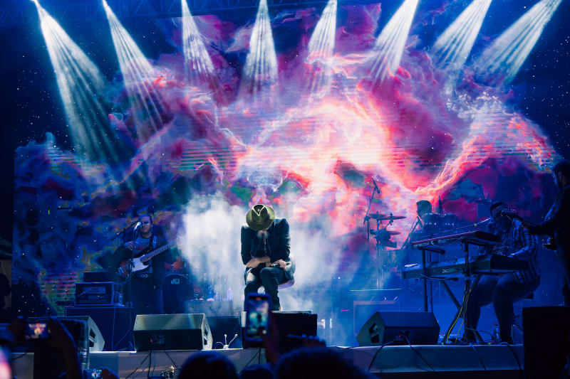 Artistas y espectáculos — imagen 14