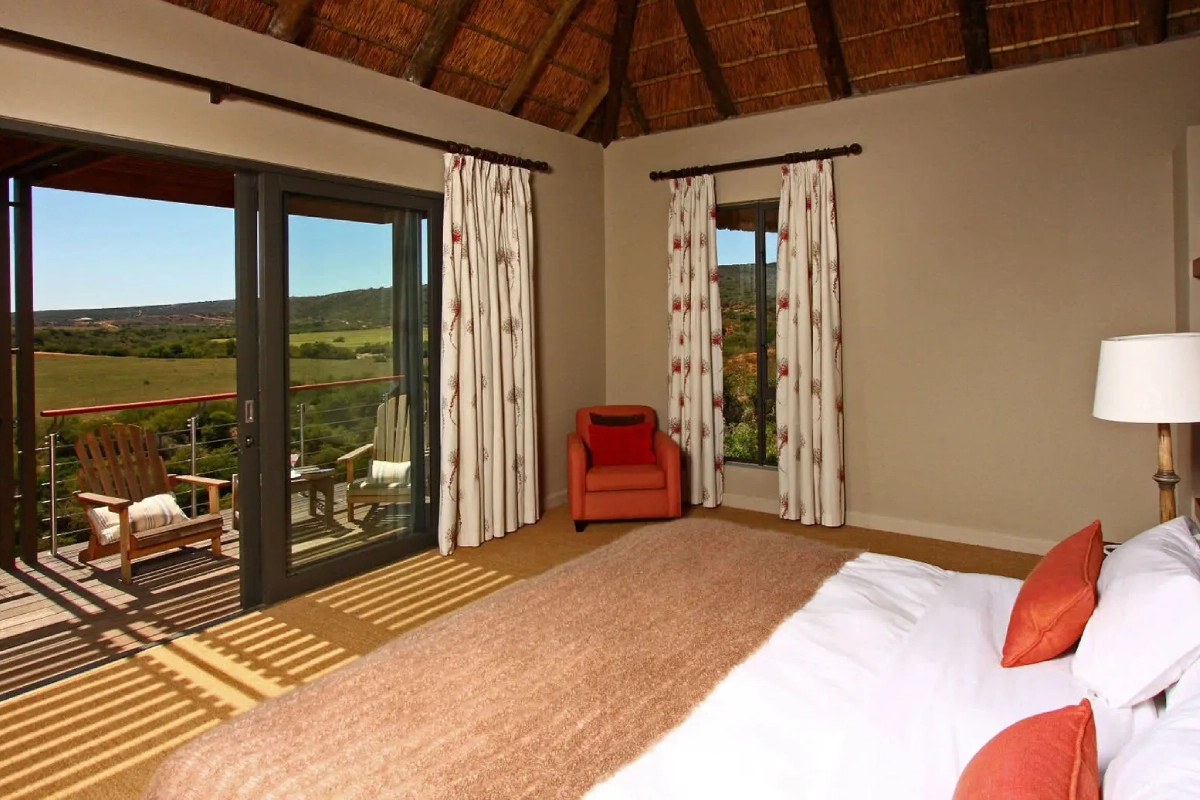sarili lodge Double Bed