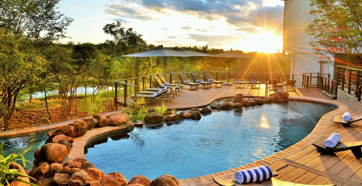 Victoria Falls Safari Club