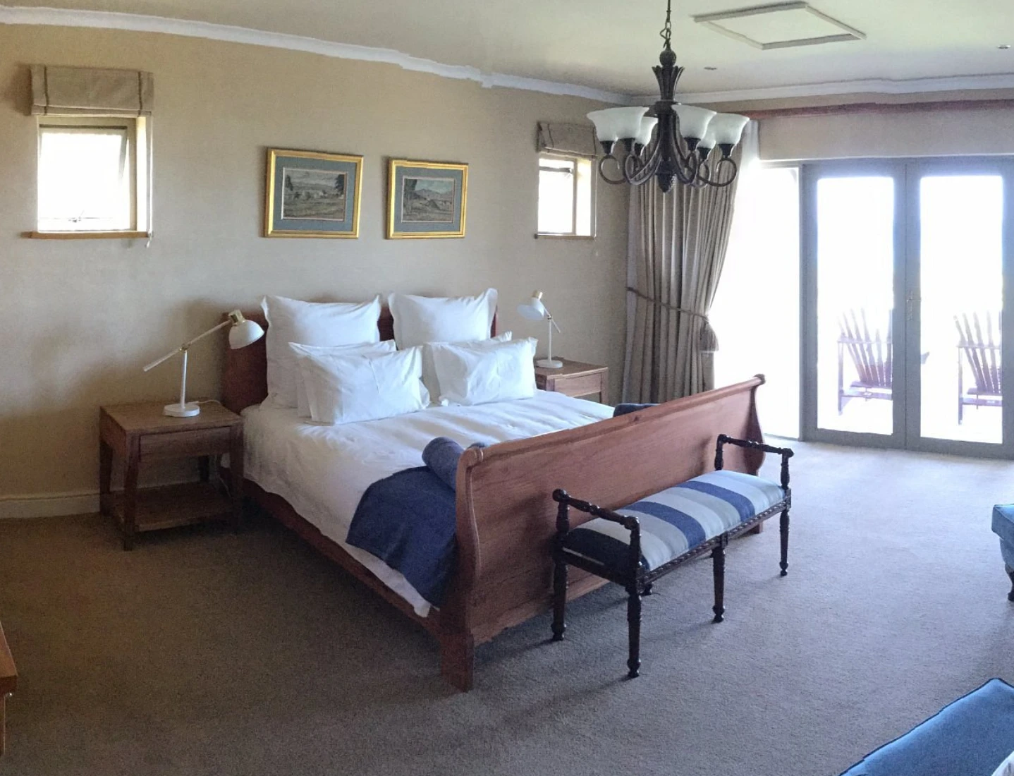 On the Cliff Guest House En Suit/Room