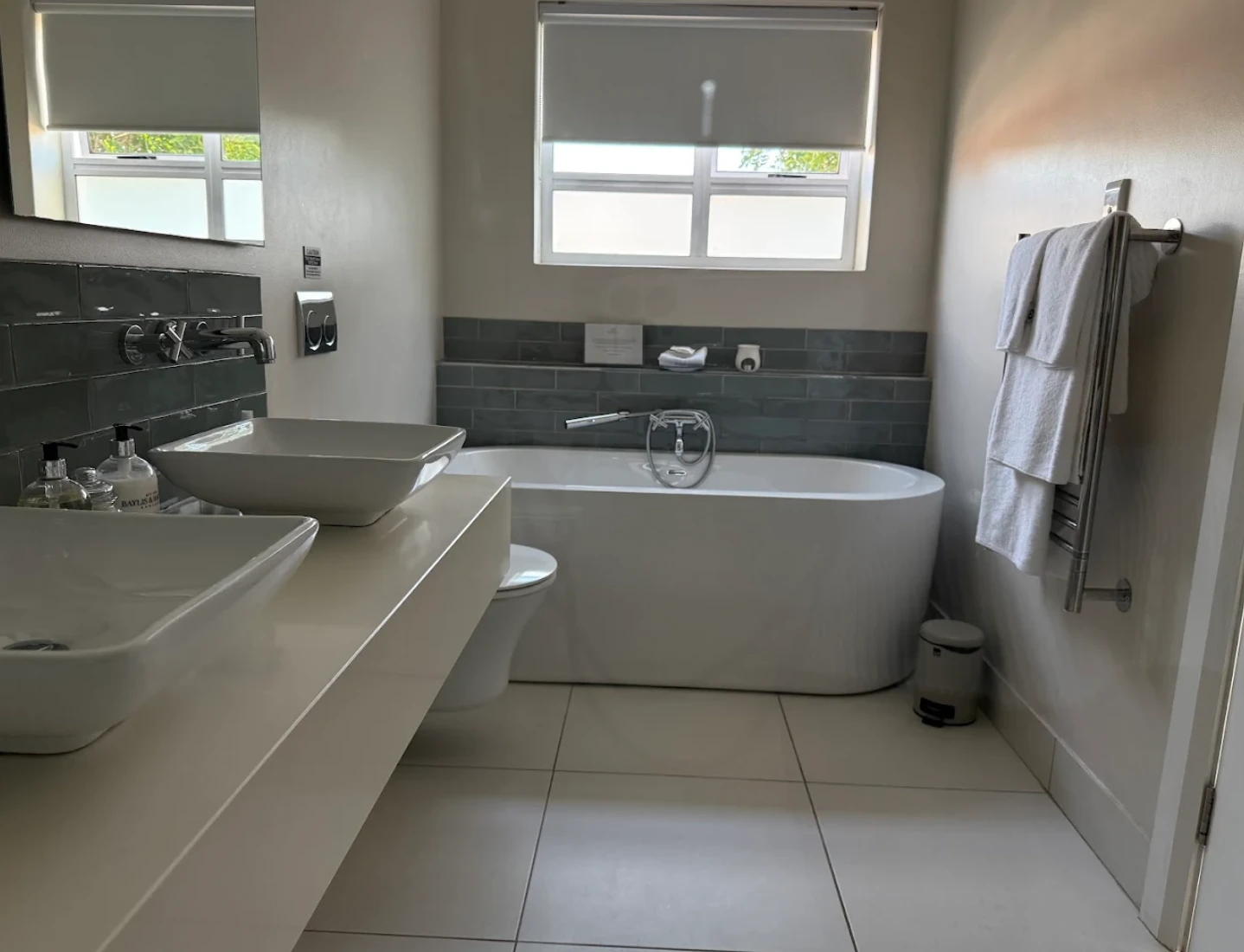 Admiralty Beach House Bathroom