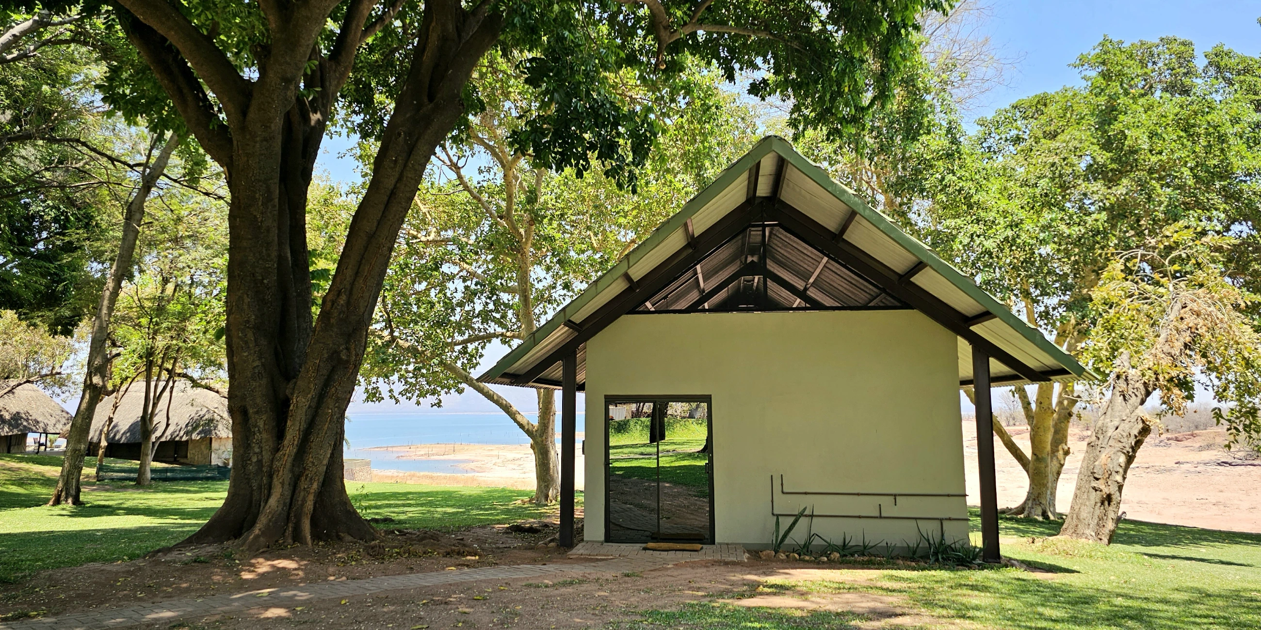 Spurwing Island Lodge