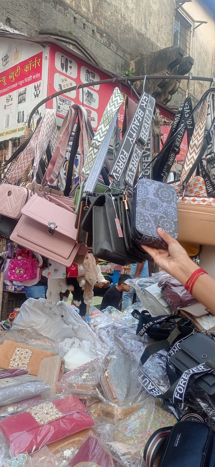 Bhuleshwar Bazaar