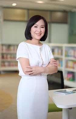 นางภรณี ภู่ประเสริฐ