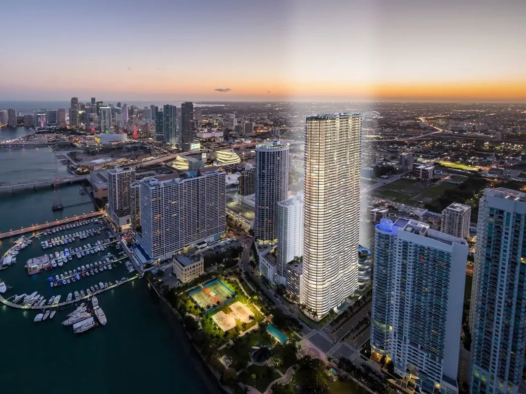 Aria on the Bay Assemblage