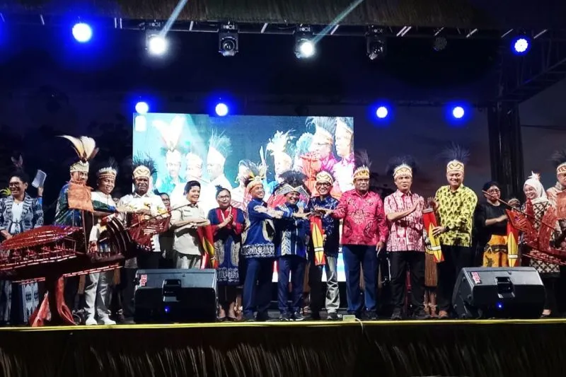 Cultuur als economische motor: Bupati Mansnembra opent nationaal erkend Biak Munara Wampasi Festival 2026
