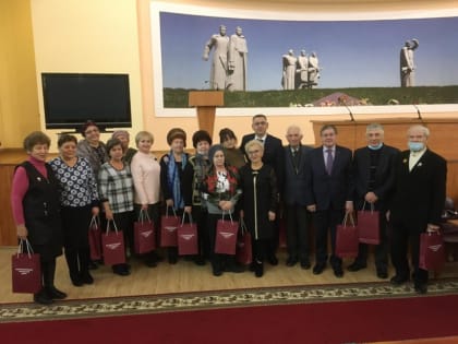 Ветераны встречают Новый год