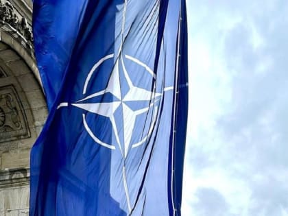 В Европе День НАТО начали отмечать в День дурака