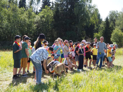 Воспитанники клуба "Каникулы в Молодежке" посетили сафари-парк