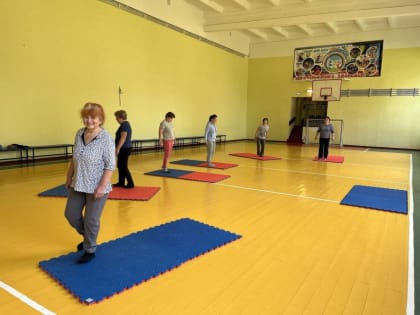 Спортивный праздник «Мы на месте не стоим» в рамках проекта «Активное долголетие»