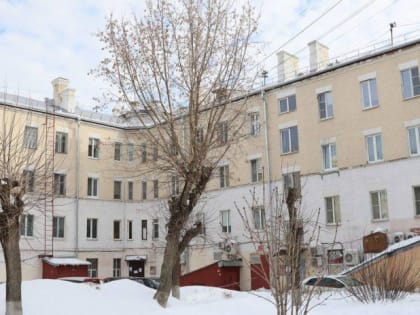 В Подольске ежедневно ведется работа по очистке кровель домов от снега и наледи